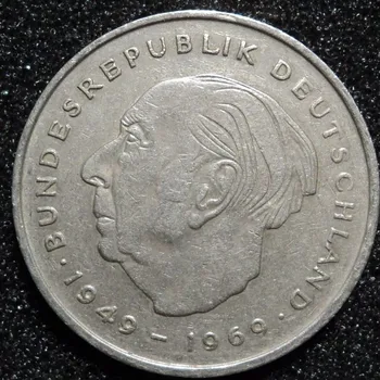 Германия Диаметр монеты 2 марки 26,75 мм Год выпуска Заводской стандарт Случайный край с буквой Teodor House